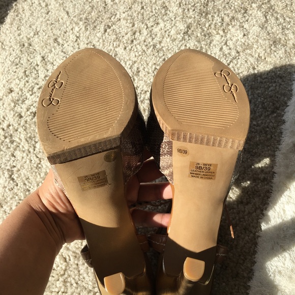 Jessica Simpson heels- super gorgeous - Picture 5 of 14